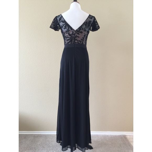 Gorgeous Patra evening gown. - Picture 4 of 4