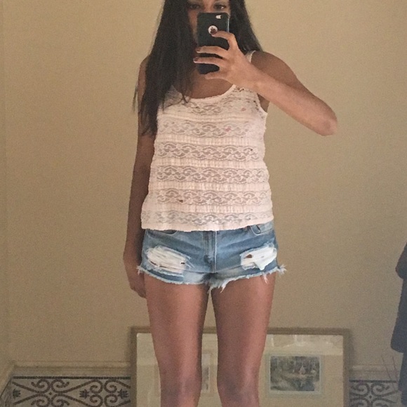 Lace Tank - Picture 3 of 4