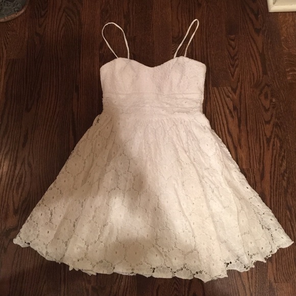 White lace dress