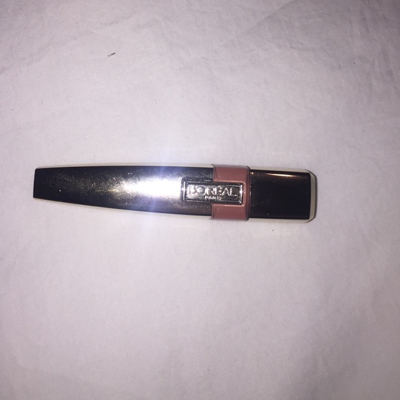 L'Oreal Colour Caresse Wet Shine Stain