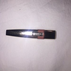 L'Oreal Colour Caresse Wet Shine Stain