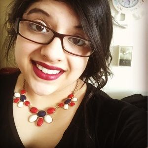 Meet your Posher, Alissa