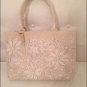 Oscar de la Renta purse