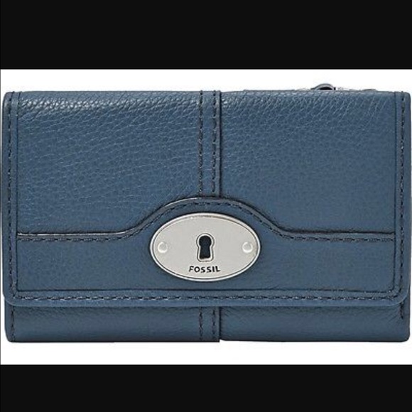 FLASH SALE!!! NWT Fossil Marlow heritage blue