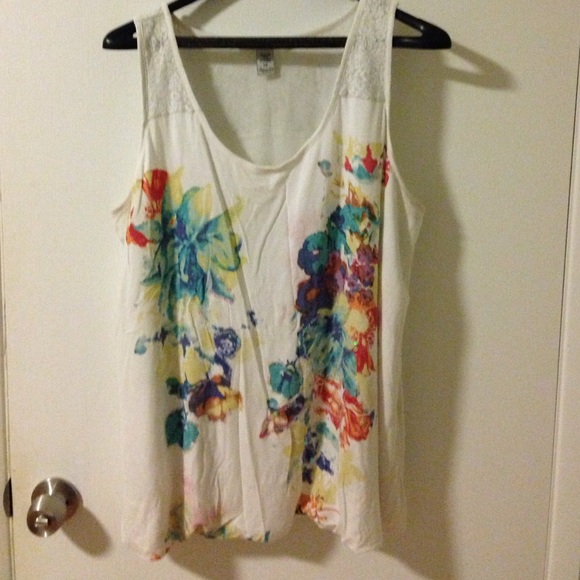 American Rag Sequin/Flower Tank 1X