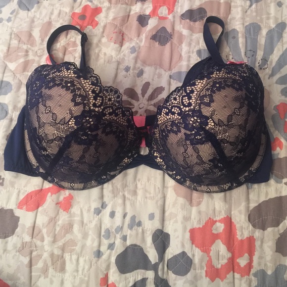 36C Betsey Johnson