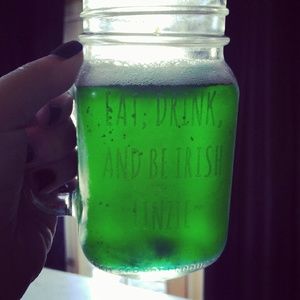 Meet your Posher, Linzie