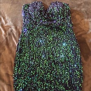 Short Sequin dress (nbw)
