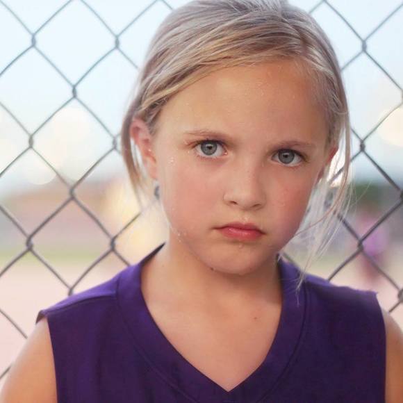 Meet your Posher, Emmy - Picture 1 of 1