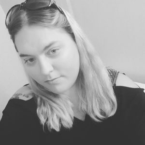 Meet your Posher, April