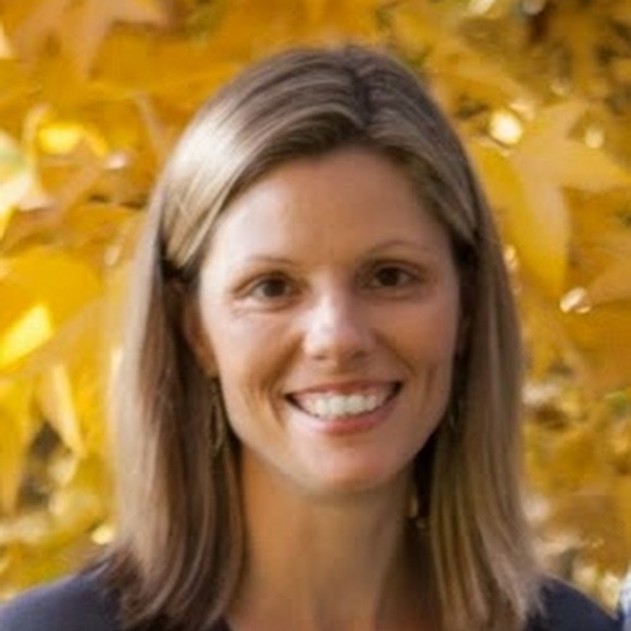 Meet your Posher, Tara - Picture 1 of 1