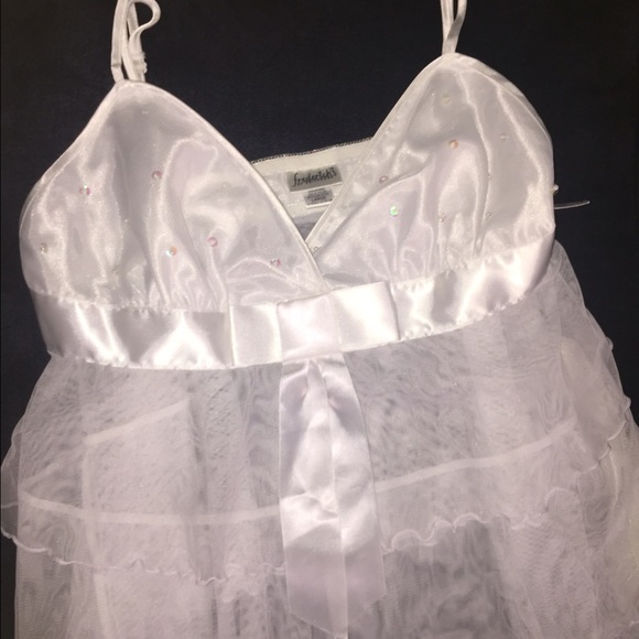 Brand new nighty set
