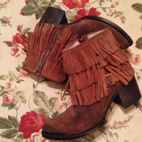 🌷FREEBIRD🌷 NWOT. Freebird by Steven. - Picture 2 of 4