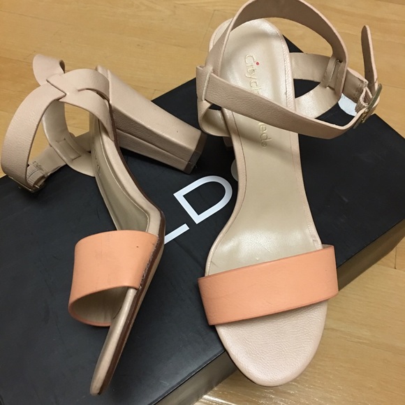 Heels - Picture 2 of 2