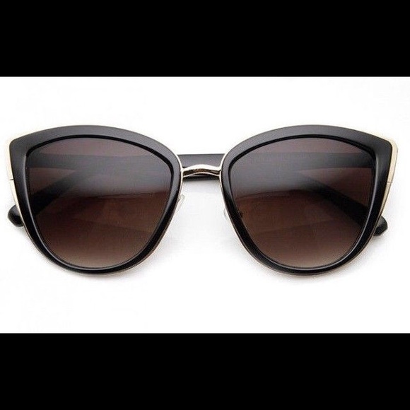 Oversized Black Cat Eye Sunglasses