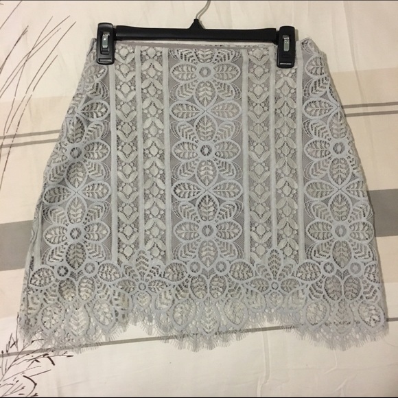 NWT For Love & Lemons Lyla silver skirt size m