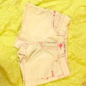 Shorts with pink lining