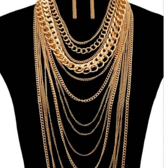 Long necklace