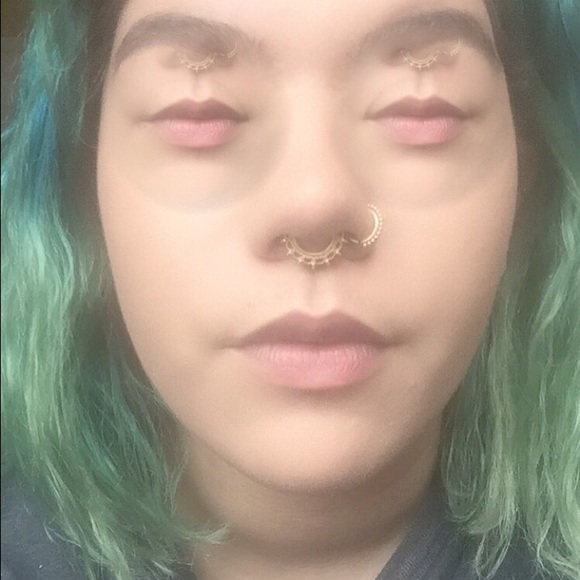 Meet your Posher, Michelle - Picture 1 of 1