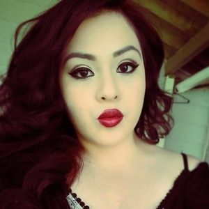 Meet your Posher, Beatriz