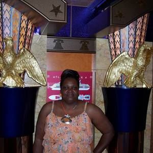 Meet your Posher, Cynthia