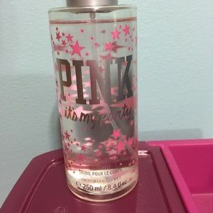 Discontinued Vs pink it's my party mist