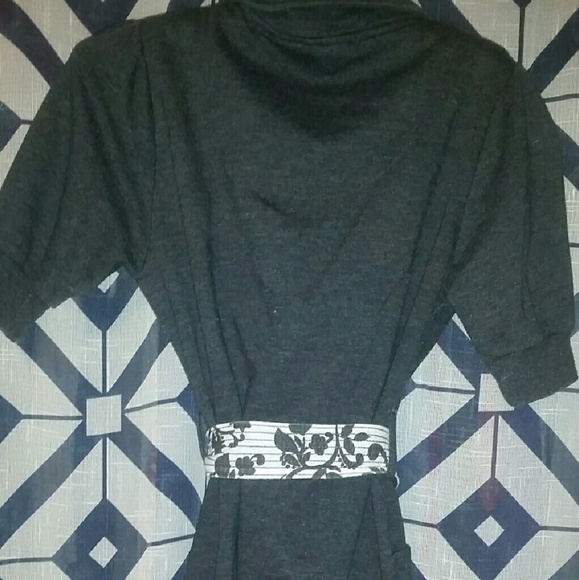 Button down cardigan - Picture 3 of 4