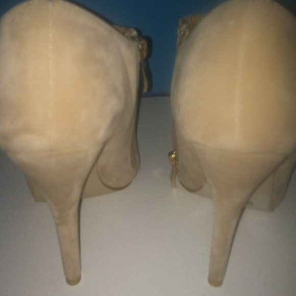 ⚡️⚡️Heels ⚡️⚡️ - Picture 3 of 4