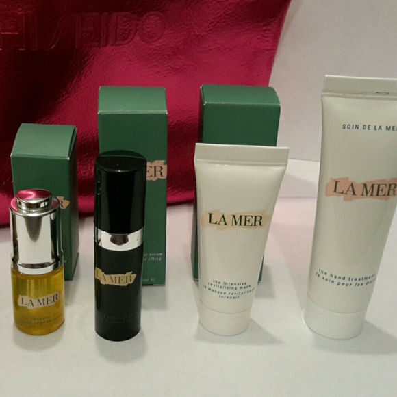 Beauty Samples - Picture 2 of 4