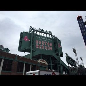 Meet your Posher, Chris