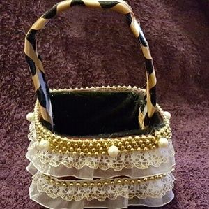 Meet your Posher, Maria