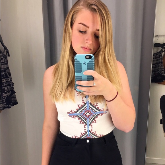 Meet your Posher, Cameron - Picture 2 of 2