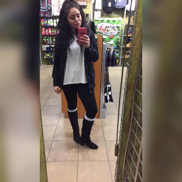 Meet your Posher, Natasha