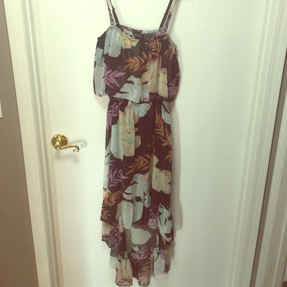Sale 🎉 VS "moda int" Cute High Low Dress