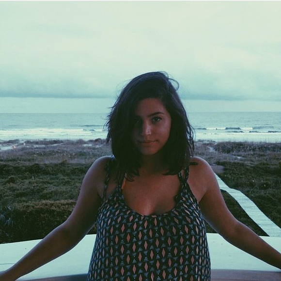 Meet your Posher, Clair - Picture 1 of 1