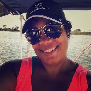 Meet your Posher, Luz