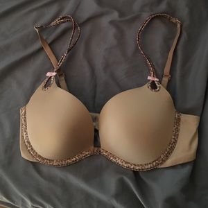 VICTORIA'S SECRET BRA