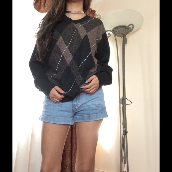 ❌SOLD❌ Vintage Black Sweater - Picture 3 of 4