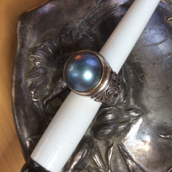 🍒SOLD🌹Local Market🍄Silver gold bezel pearl ring - Picture 2 of 6