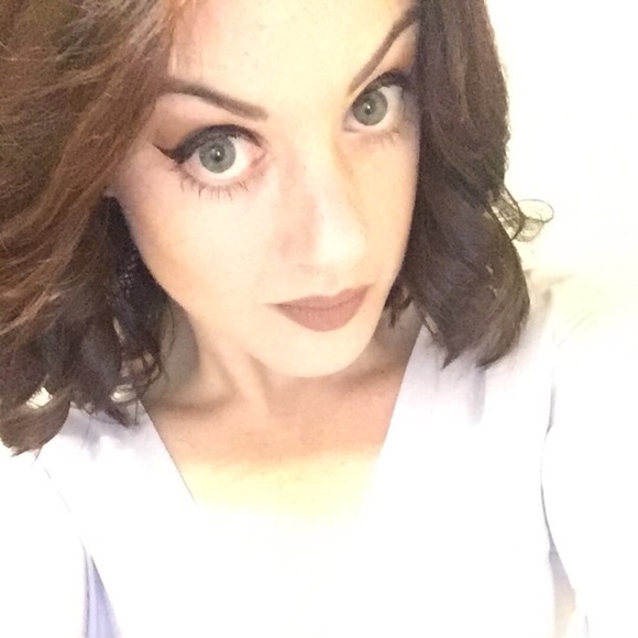 Meet your Posher, Michelle - Picture 1 of 1