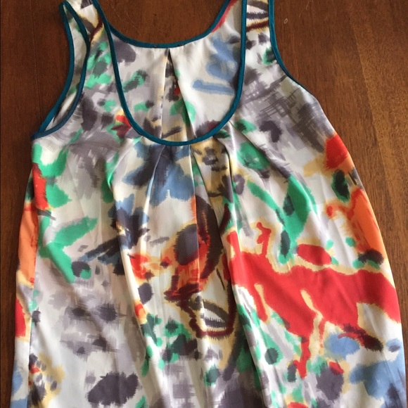 Silky tank top by Fei.