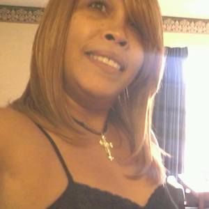 Meet your Posher, Samia