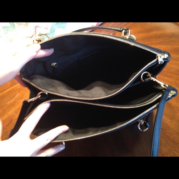 Coach Purse - Picture 4 of 4