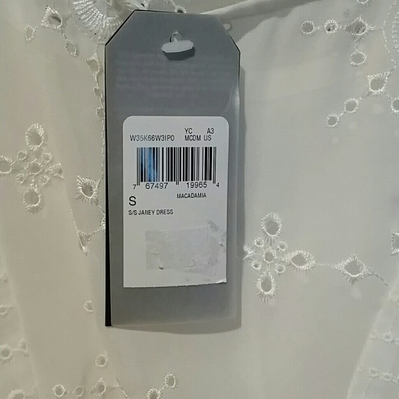 Janey Dress by Guess - Picture 3 of 3