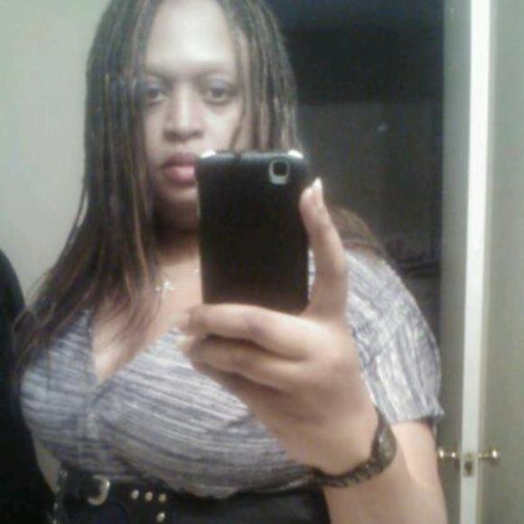 Meet your Posher, Stacy - Picture 1 of 1