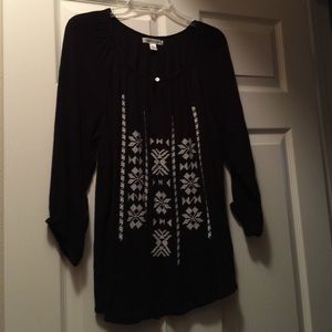 Beautiful black top like new