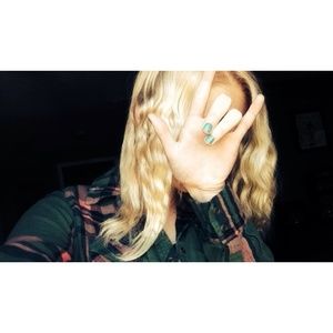 Meet your Posher, Reese