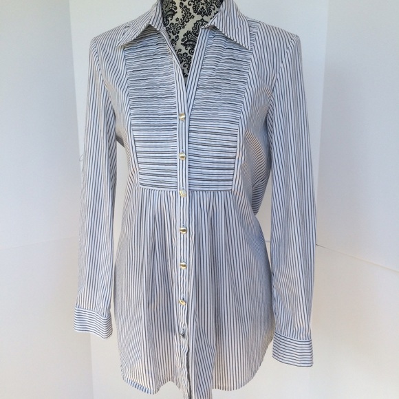 HP 🌟 Adorable striped button down tunic