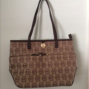 Michael Kors tote with tags!