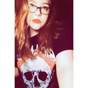 Meet your Posher, Danielle